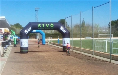Escollint el vostre proveïdor per a l'arc inflable